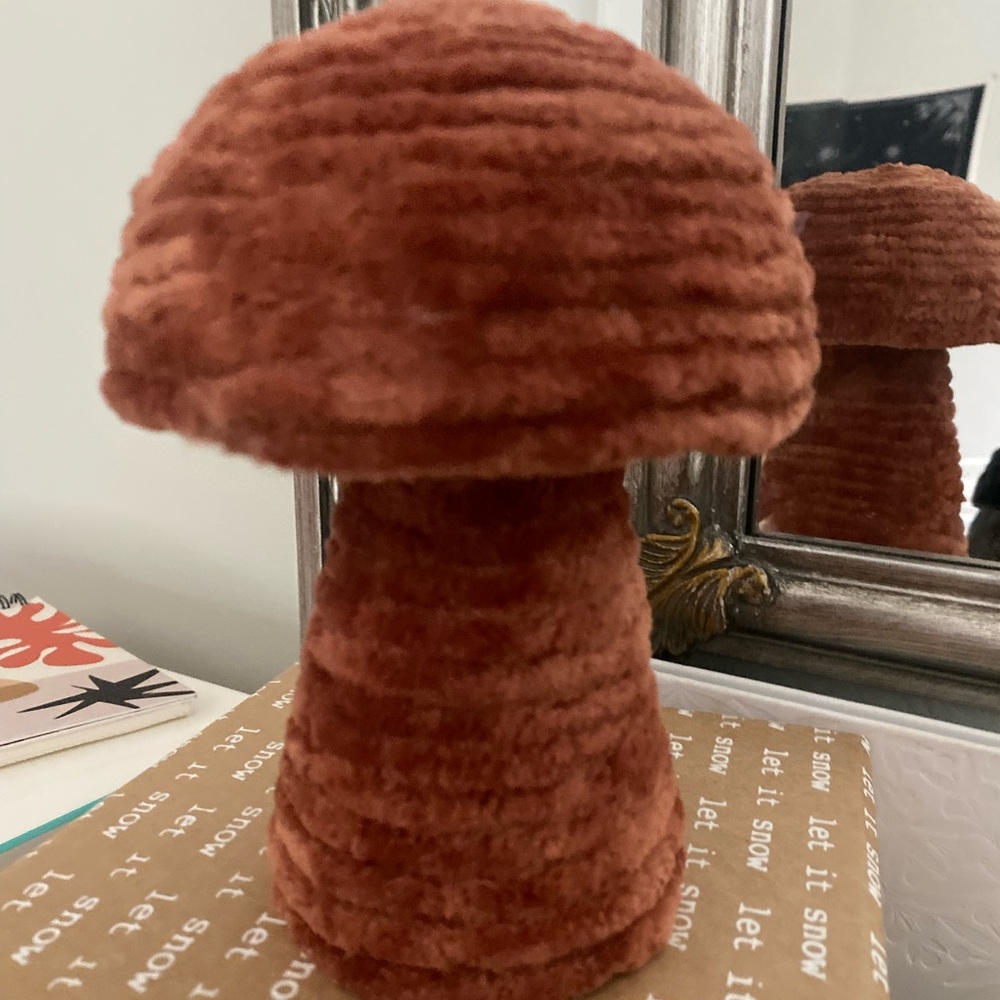 mini mushroom lamp